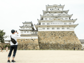This city is home to the pristine Himeji Castle This city is home to the pristine Himeji Castle