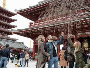 December and January in Tokyo are all about cool, crisp