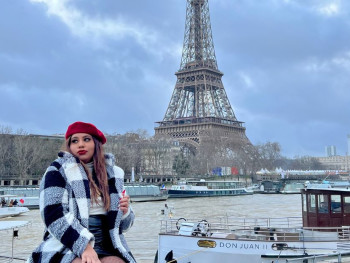 Eiffel Tower Background