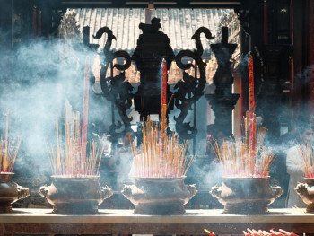 3rd day of Chinese New Year(年初三,赤口