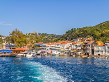 Take a ferry to Anadolu Kavağı