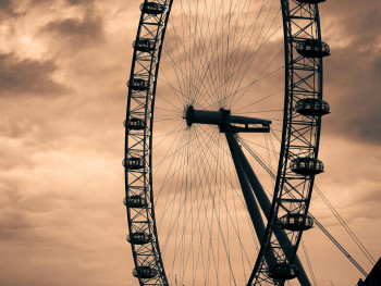 Large Tempozan Ferris Wheel overlooking the bay at sunset with city skyline. Image by David Zherdenovsk from Pexels Large Tempozan Ferris Wheel overlooking the bay at sunset with city skyline. Image by David Zherdenovsk from Pexels