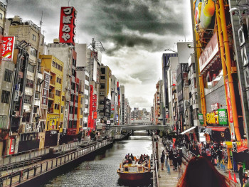 Halloween Horror Nights poster near Dotonbori. Image by Christopher from Pexels Halloween Horror Nights poster near Dotonbori. Image by Christopher from Pexels