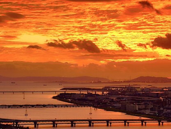 Sunset view over Osaka Bay from Rinku Town waterfront. photo by Pedro Szekely on Wikkicommons Sunset view over Osaka Bay from Rinku Town waterfront. photo by Pedro Szekely on Wikkicommons