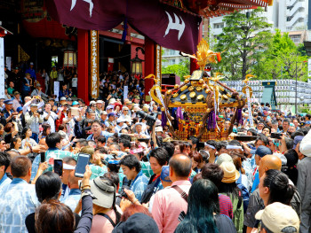 Large crowded summer festival with traditional floats and dense crowds of people Photo by mtsjrdl on Unsplash Large crowded summer festival with traditional floats and dense crowds of people Photo by mtsjrdl on Unsplash