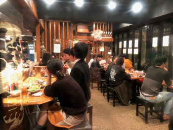 Enjoying conversations in Osaka Cafe Enjoying conversations in Osaka Cafe