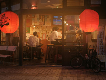 Typical izakaya interior with people. Image by Mak\_ jp from Pexels Typical izakaya interior with people. Image by Mak\_ jp from Pexels