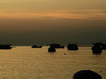 Fishing boats at dawn near Osaka Bay Photo by Thi Nguyen Duc on Unsplash Fishing boats at dawn near Osaka Bay Photo by Thi Nguyen Duc on Unsplash
