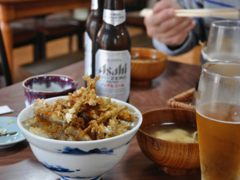 Seasonal food ingredients carefully selected to complement specific beer styles. Photo by Rick Wallace on Unsplash Seasonal food ingredients carefully selected to complement specific beer styles. Photo by Rick Wallace on Unsplash
