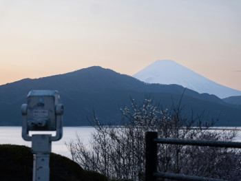 Observation binocular frame viewing Mount Fuji. Photo by Marco Vockner on Unsplash Observation binocular frame viewing Mount Fuji. Photo by Marco Vockner on Unsplash