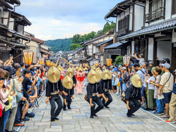 Cultural learning experience providing lasting educational value beyond entertainment Photo by Daniel Beauchamp on Unsplash Cultural learning experience providing lasting educational value beyond entertainment Photo by Daniel Beauchamp on Unsplash