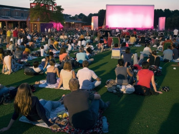 Open-Air Cinema at Parc de la Villette Open-Air Cinema at Parc de la Villette