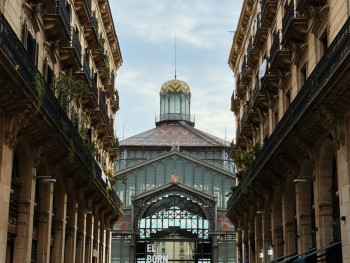 Boutique hotel courtyard in El Born palace Boutique hotel courtyard in El Born palace