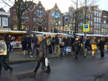 Cheese carriers crossing Alkmaar square in early light Photo by René Scholte on Unsplash Cheese carriers crossing Alkmaar square in early light Photo by René Scholte on Unsplash