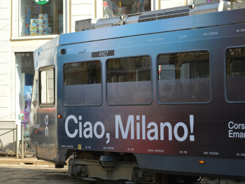 Regional train at Milano Centrale with travelers heading for day trips Photo by Raj Kumar Joshi on Unsplash Regional train at Milano Centrale with travelers heading for day trips Photo by Raj Kumar Joshi on Unsplash