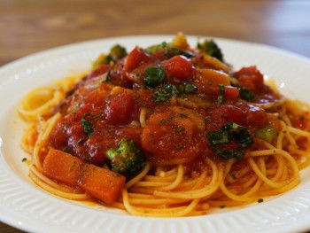 Spaghetti with San Marzano tomatoes, torn basil and local olive oil