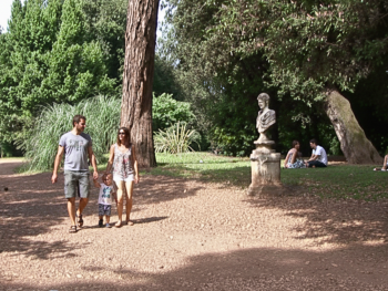 Villa Borghese shade paths, families and friends Villa Borghese shade paths, families and friends