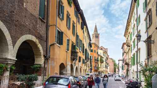 Secret Verona: Gardens, Manuscripts & Tranquil Streets
