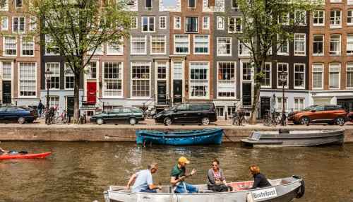 Escape the airport: see Amsterdam on your layover