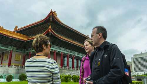 Full day in Taipei with a local