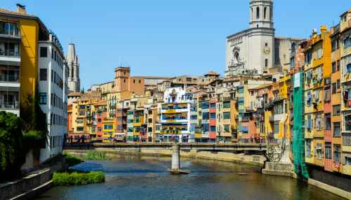 Day trip to charming Girona