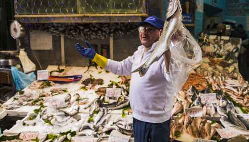 Eat like a local in Naples