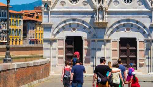 Secret Pisa: Hidden Lanes, Local Rituals & Quiet Beauty