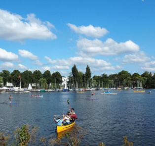 Canoeing And Kayaking In The Alster Lakes