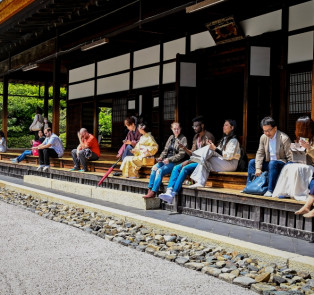 Why Temple tours in Kyoto are essential