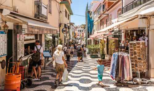 Full day in Lisbon with a local