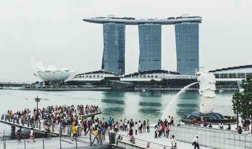 Family day in Singapore with a local