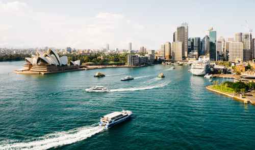 Escape the airport: see Sydney on your layover