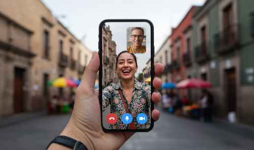 gadget,communication device,mobile phone,telephony,portable communications device,smartphone,mobile device,electronic device,thumb,telephone,display device,selfie