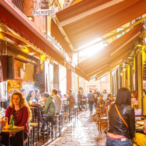 5 Reasons to Visit Bologna