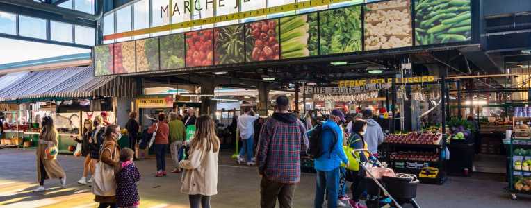 Eat like a local in Montreal