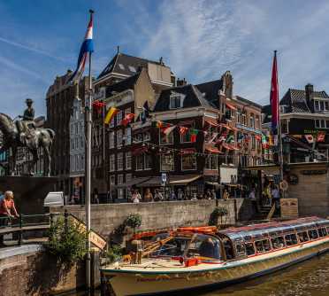 Kickstart your trip to Amsterdam