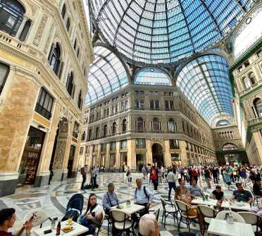Kickstart your trip to Naples