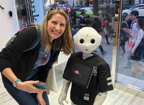 Meeting Tokyo’s Robot Greeters!