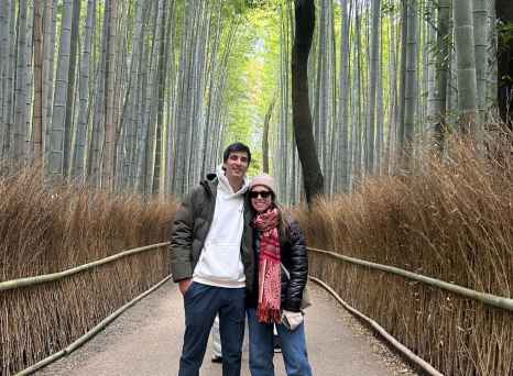 Lost in the beauty of Arashiyama's bamboo forest!