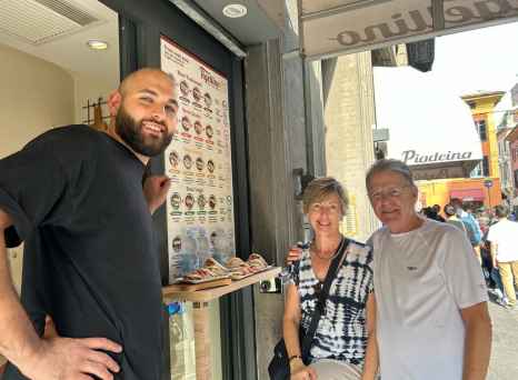 Street Food Stop: Discovering Tigelle with Locals