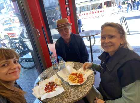 A cozy meal, good company, and a taste of local life