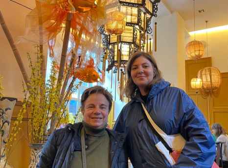 Playful pauses in a café full of character