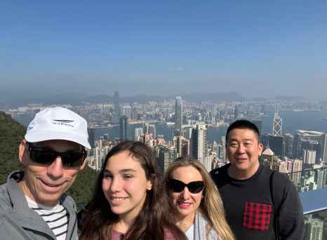 From city peaks to memory highs – a skyline framed by connection