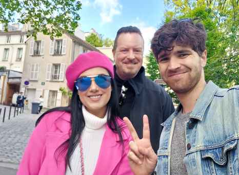 Chic Strolls Through Charming French Streets