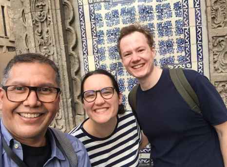 Capturing Moments by the Iconic Talavera Tiles