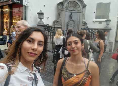 A Playful Pause at a Beloved Landmark