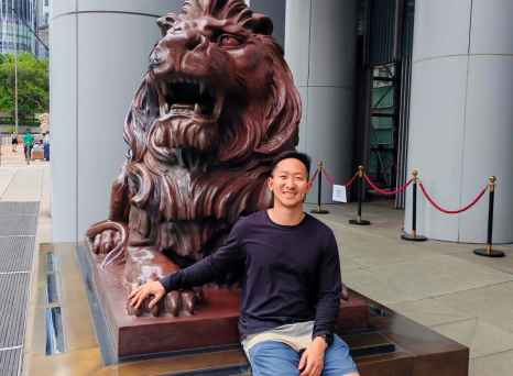 Urban Guardian: Sharing a Seat with The Lions of the City
