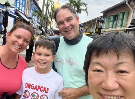 A Snapshot of Joy on Singapore's Vibrant Streets