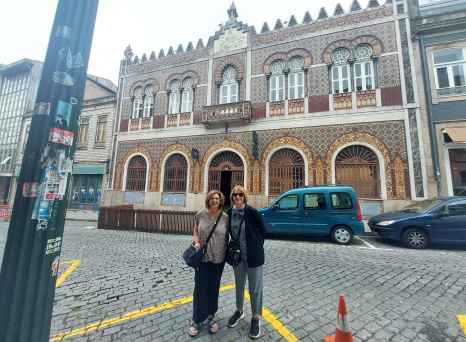 Exploring Timeless Beauty with New Friends