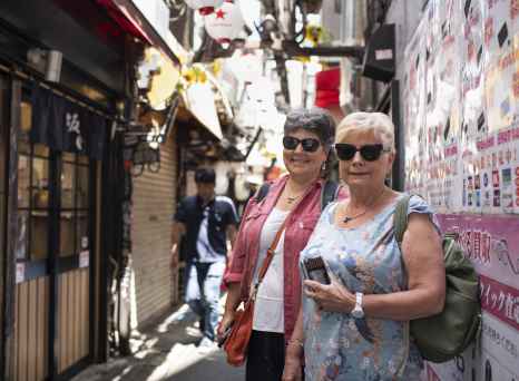 Discovering hidden lanes and local flavors of Japan